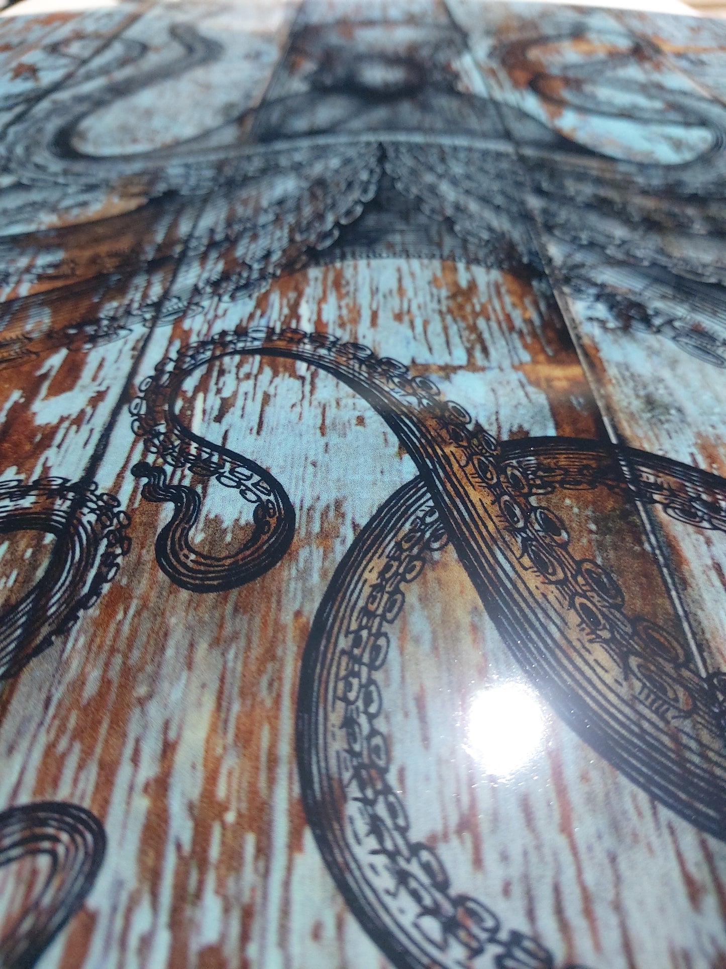Round Vintage Coffee Table with Octopus