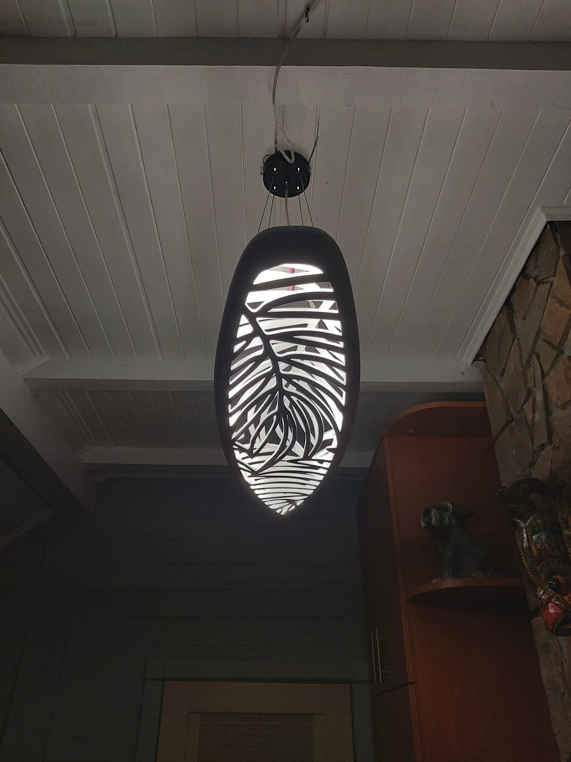 Surfboard LED Lamp with Leaves: Shaped Ceiling Chandelier