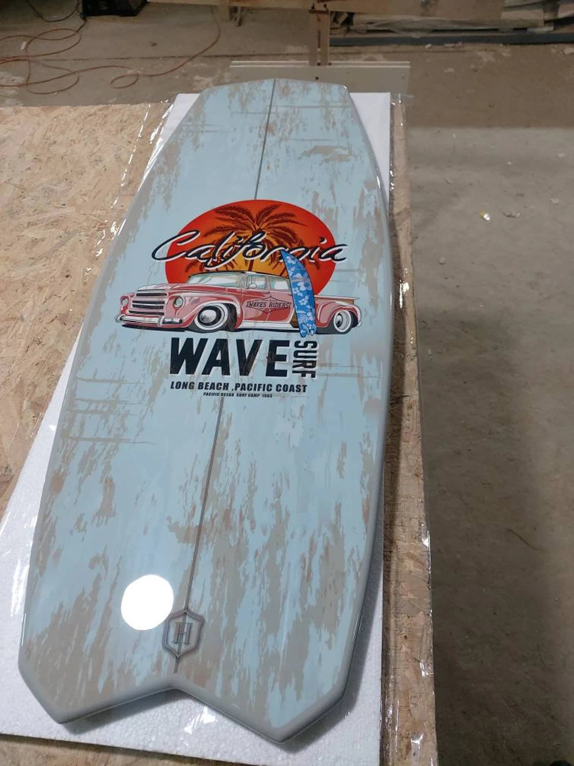 Surfboard Bar Table - Surf Wave