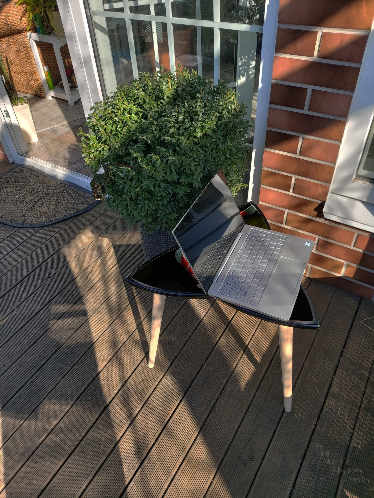 Surfboard Triangular Coffee Table with KOI Fish in Japan Style