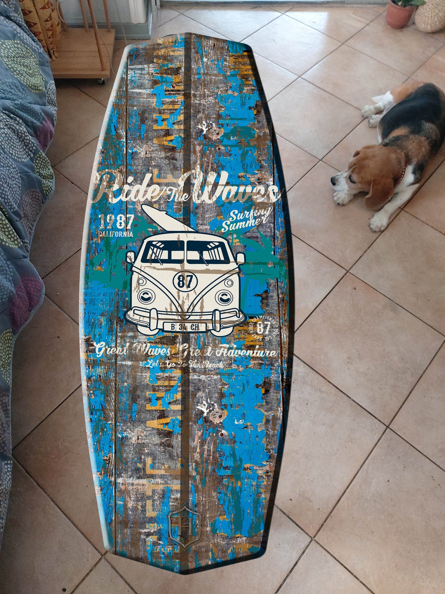 Surfboard Antique Style Wooden Bench in White and Blue Colors: Surf Club “Surfing Camp”