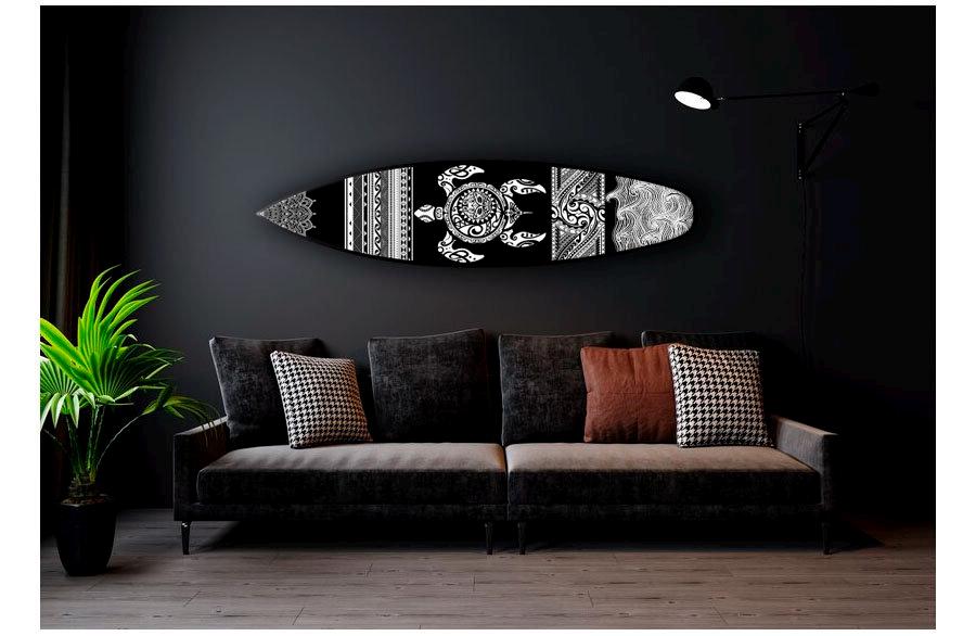 Māori Surfboard Wall Art: Tropical Coastal Wood Accent