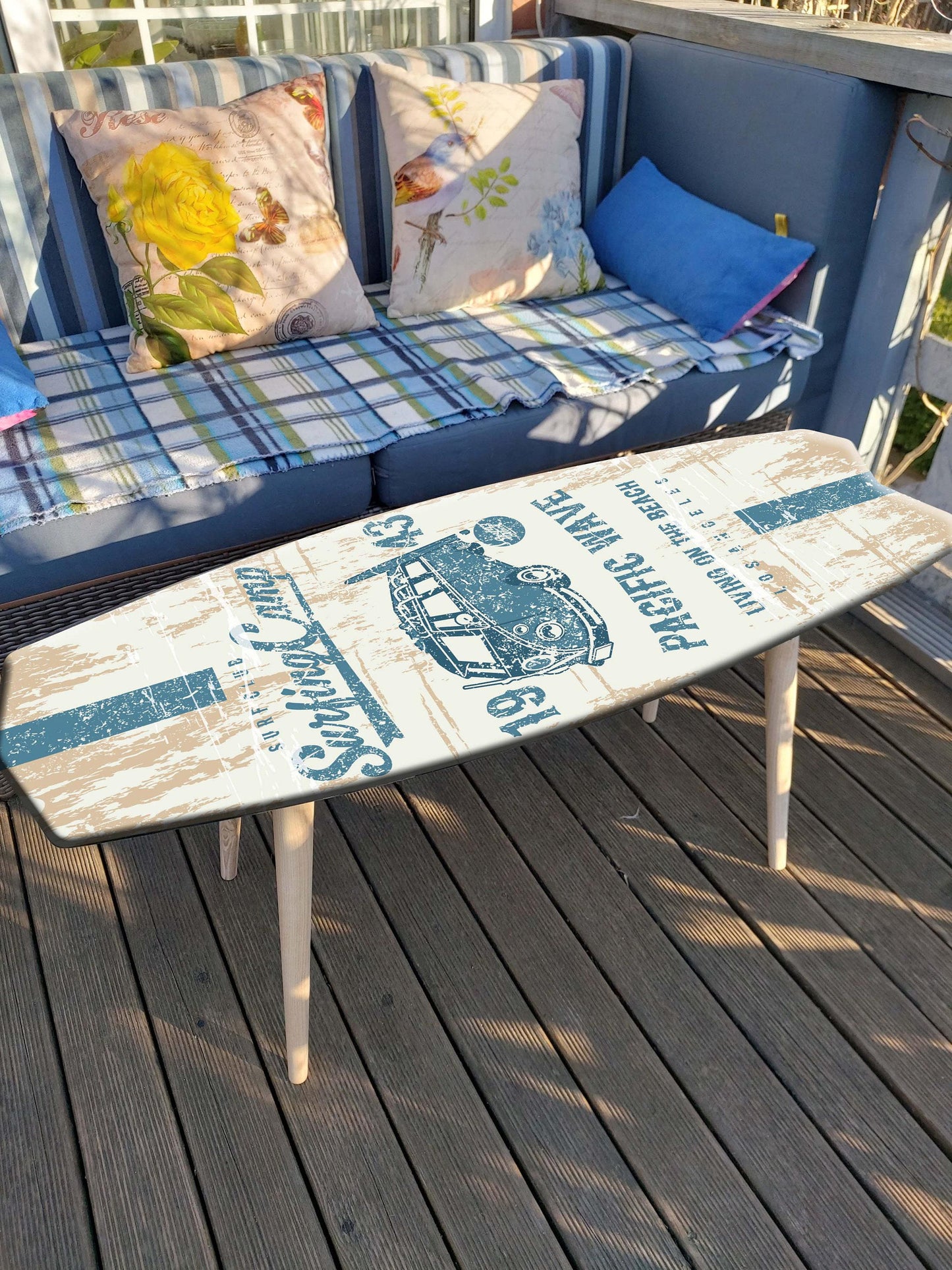 Hula Girl Surfboard Coffee Table – Vintage Hawaiian Aloha Style