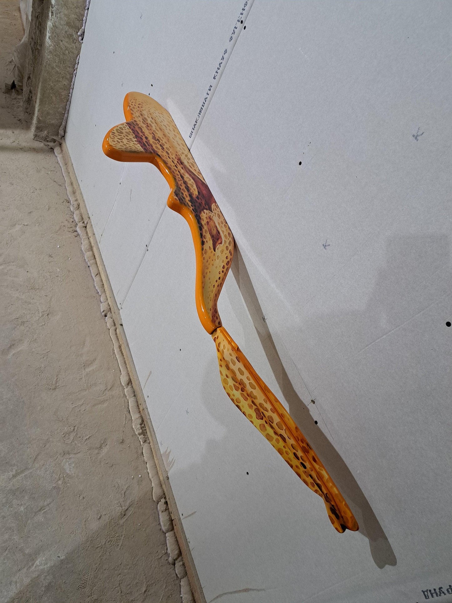 Shelf in the shape of a Whale shark for wall decoration