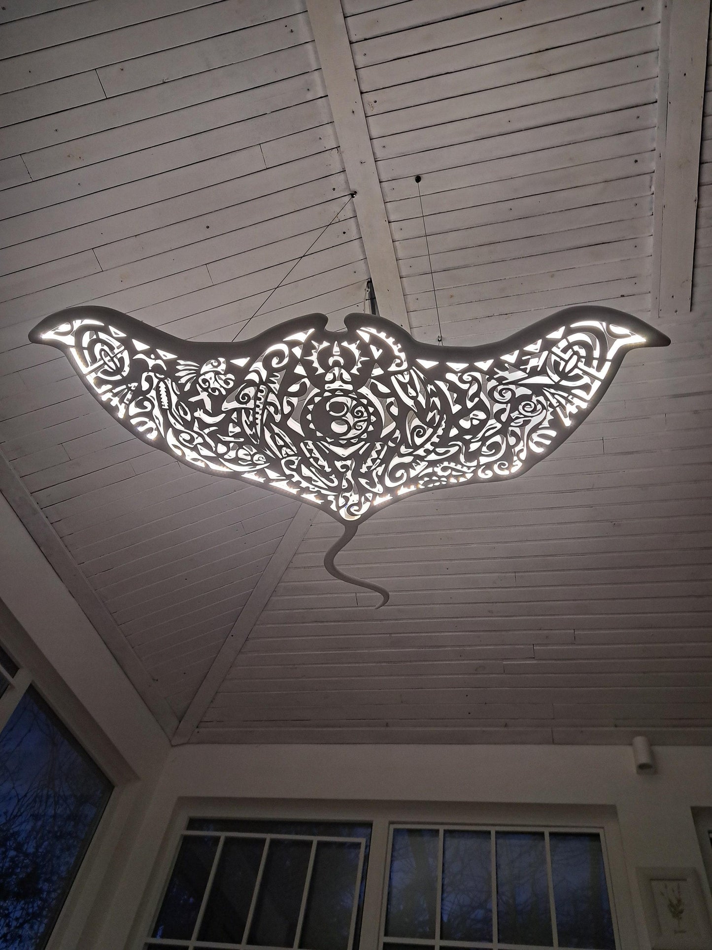Manta Ray Ceiling Light – Ocean Spirit LED Sculpture (40 inches)