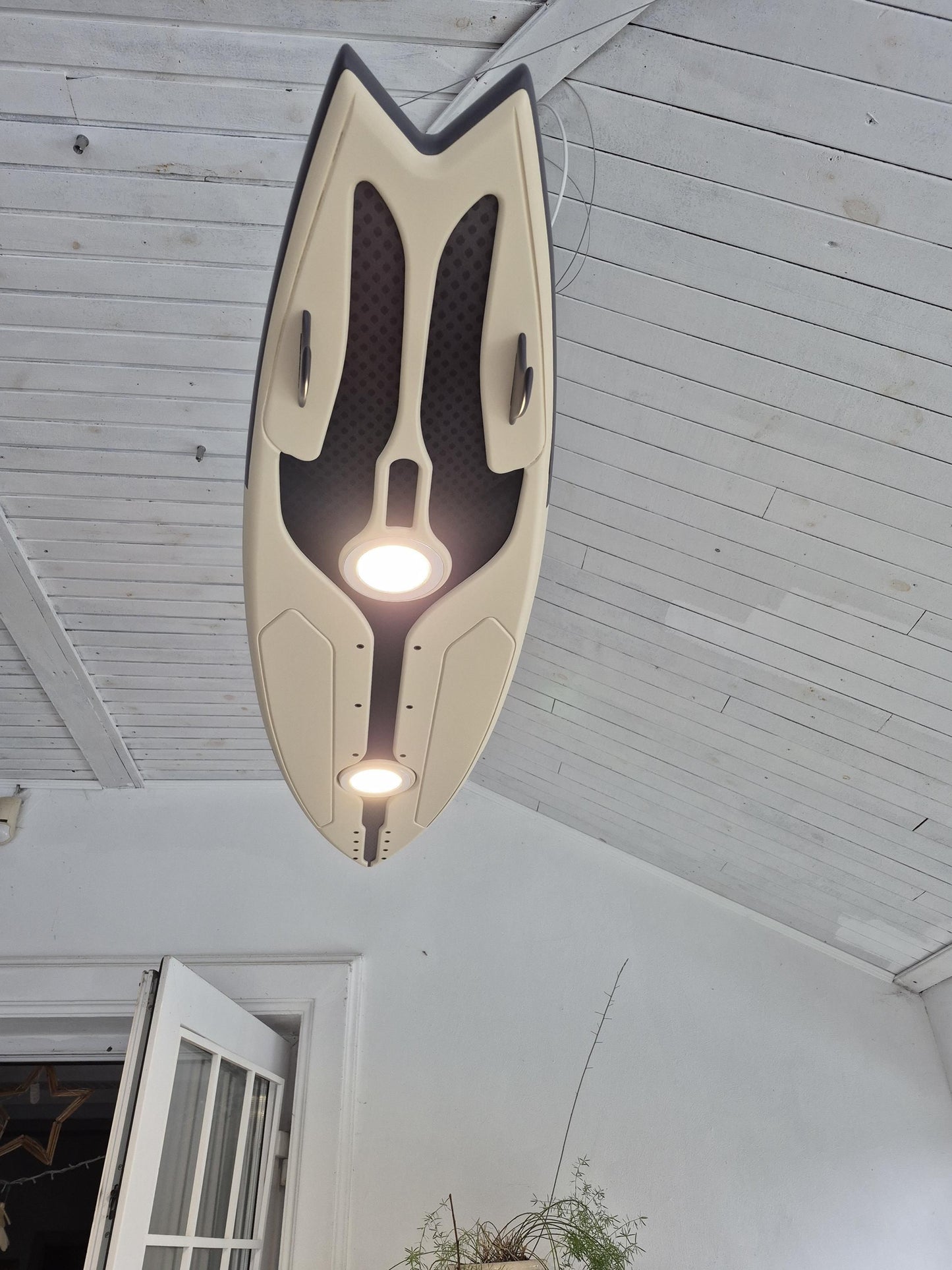 Futuristic Surfboard LED Ceiling Light – Modern Tech Design Statement Lamp