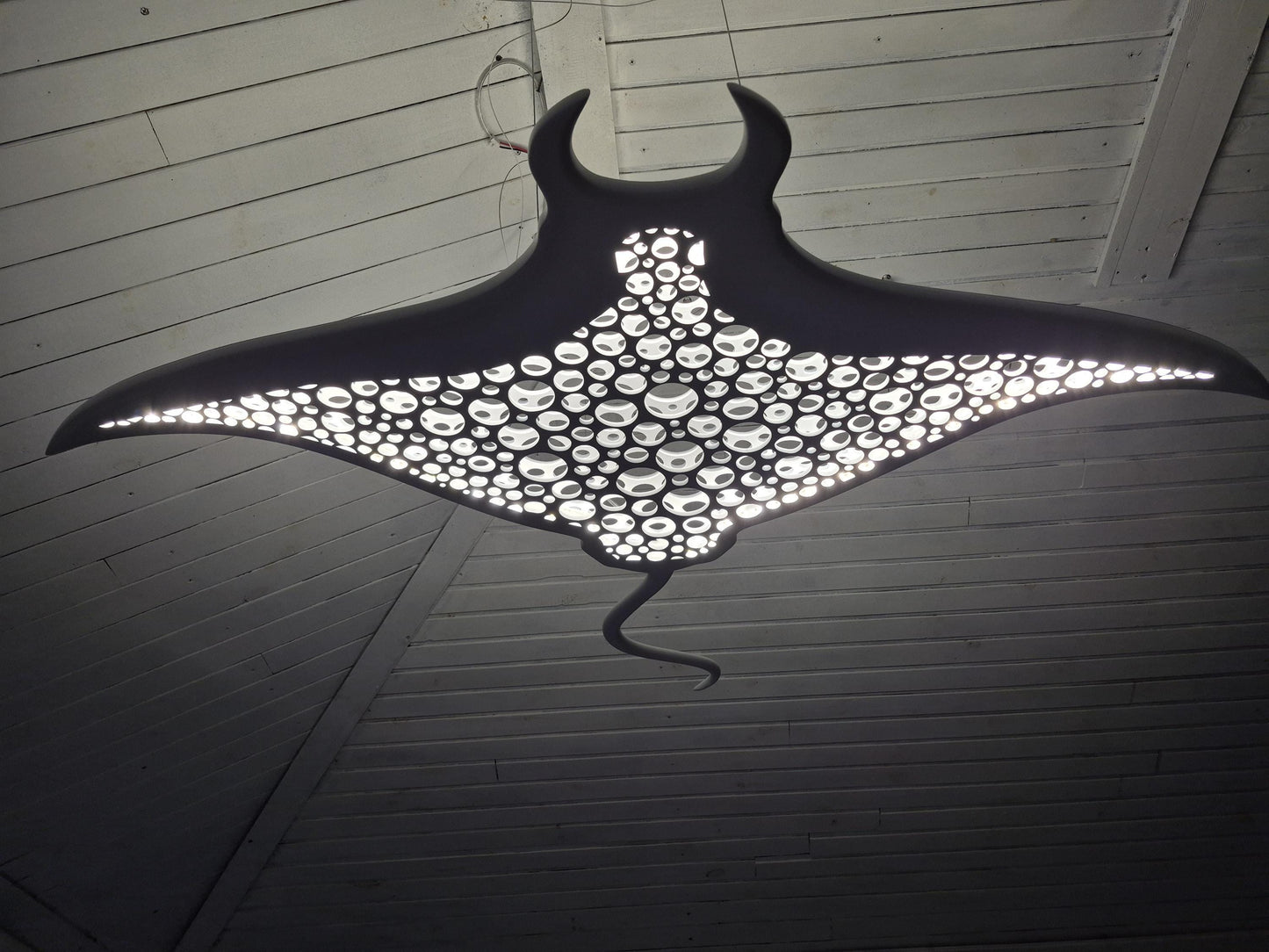 Manta Ray Ceiling Light – Ocean Sculpture LED Lamp Coastal Decor