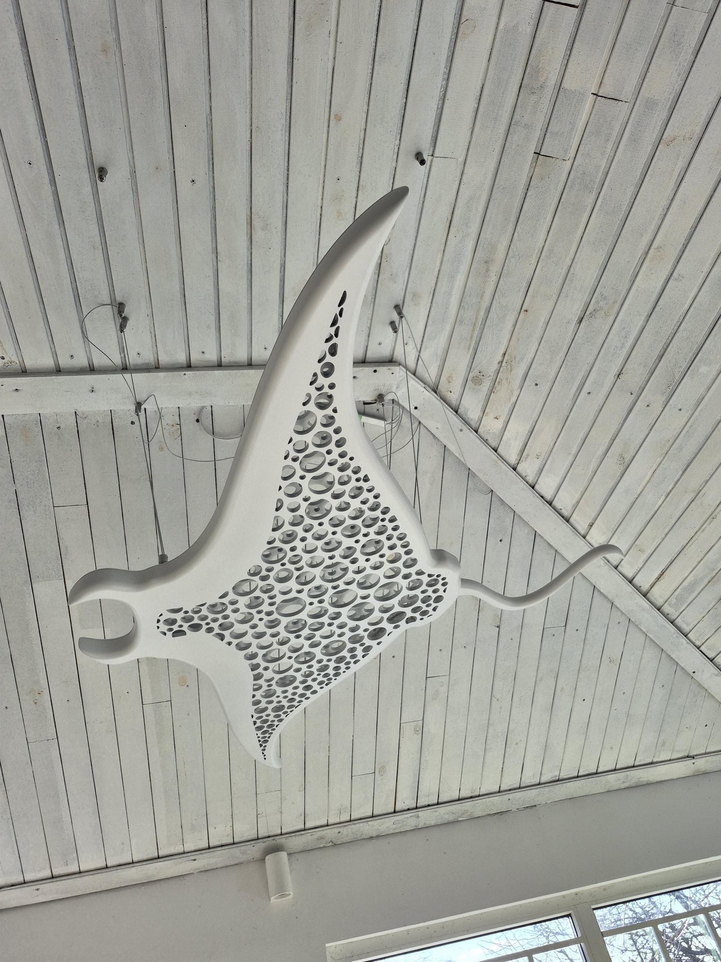 Manta Ray Ceiling Light – Ocean Sculpture LED Lamp Coastal Decor
