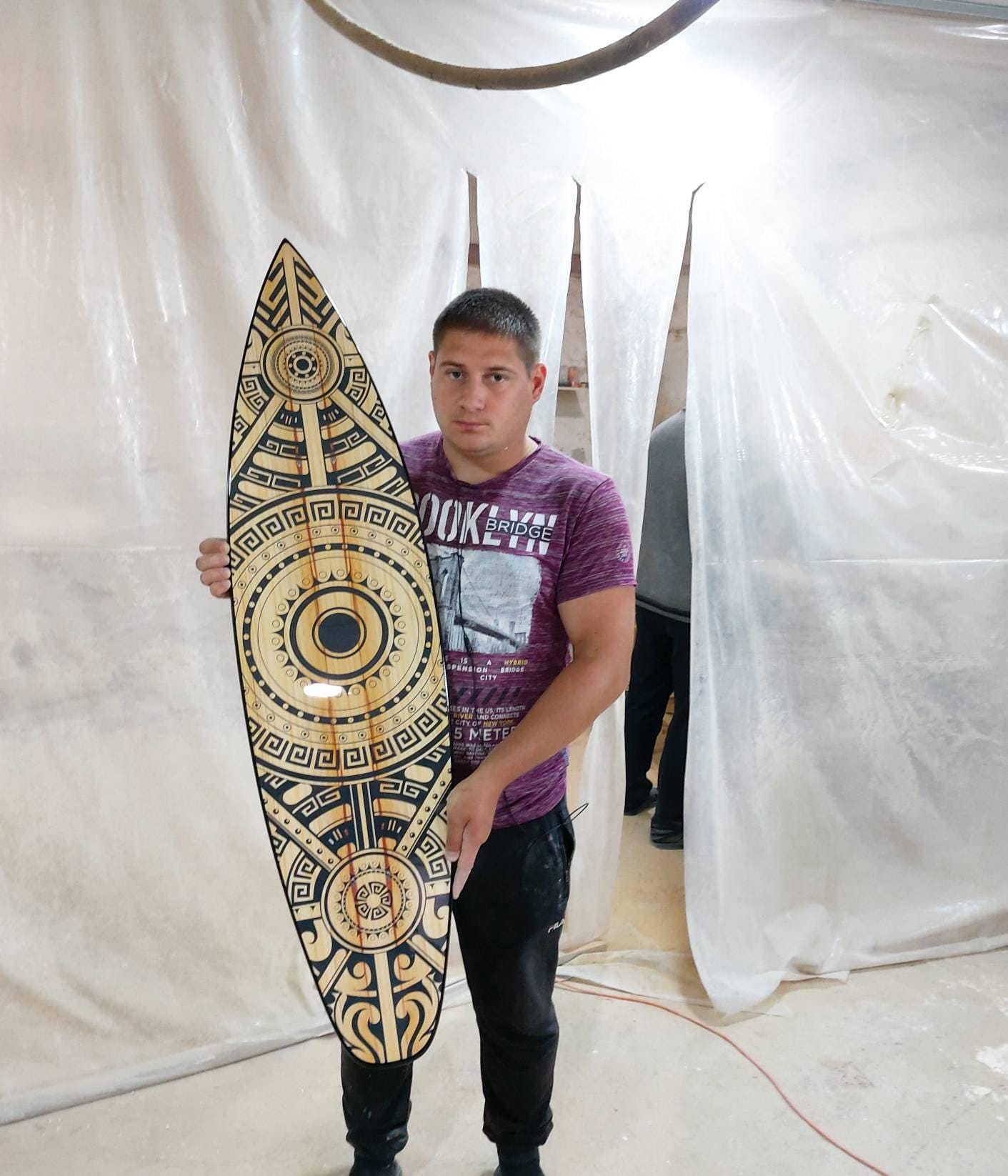 Māori Surfboard Wall Art: Tropical Coastal Wood Accent