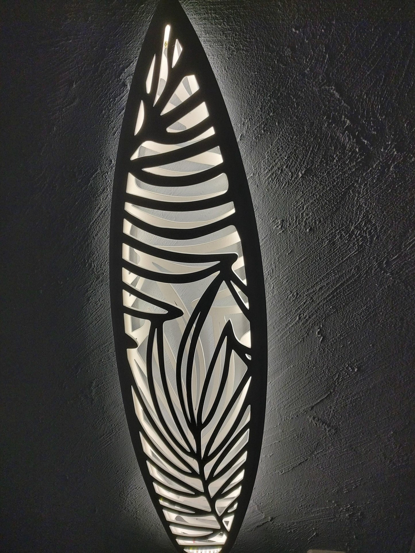 Palm Leaf LED Ceiling Light – Tropical Elegance in Motion
