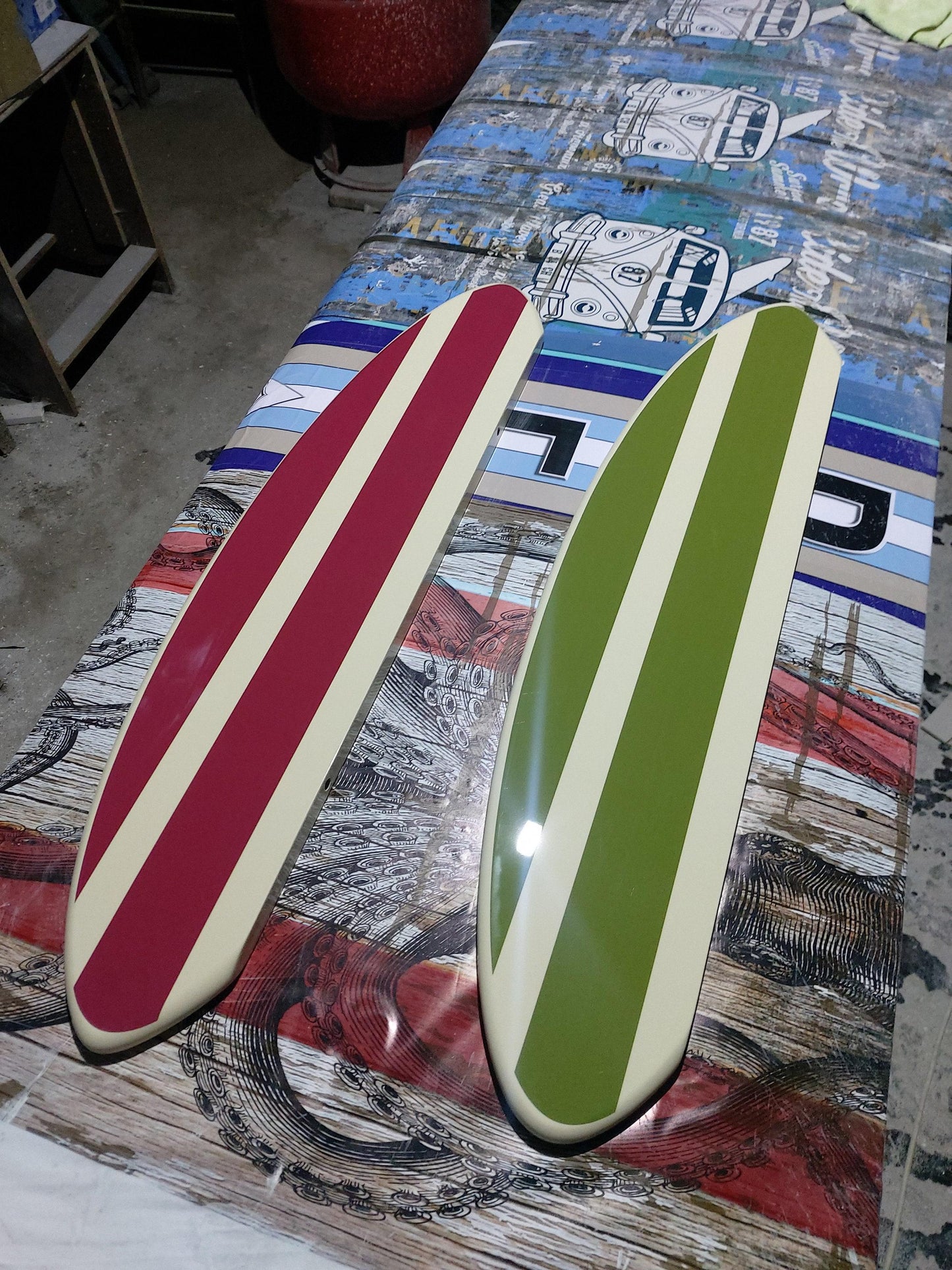 Half surfboard wooden wall pendants for teenager's room decoration ( model NOELLE )