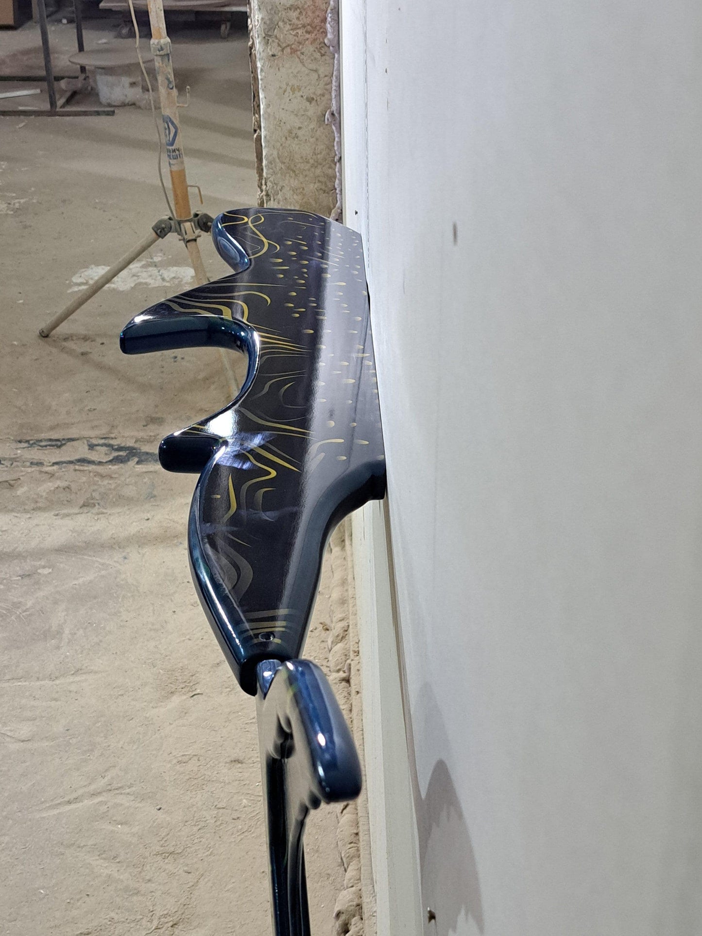 Shelf in the shape of a Whale shark for wall decoration