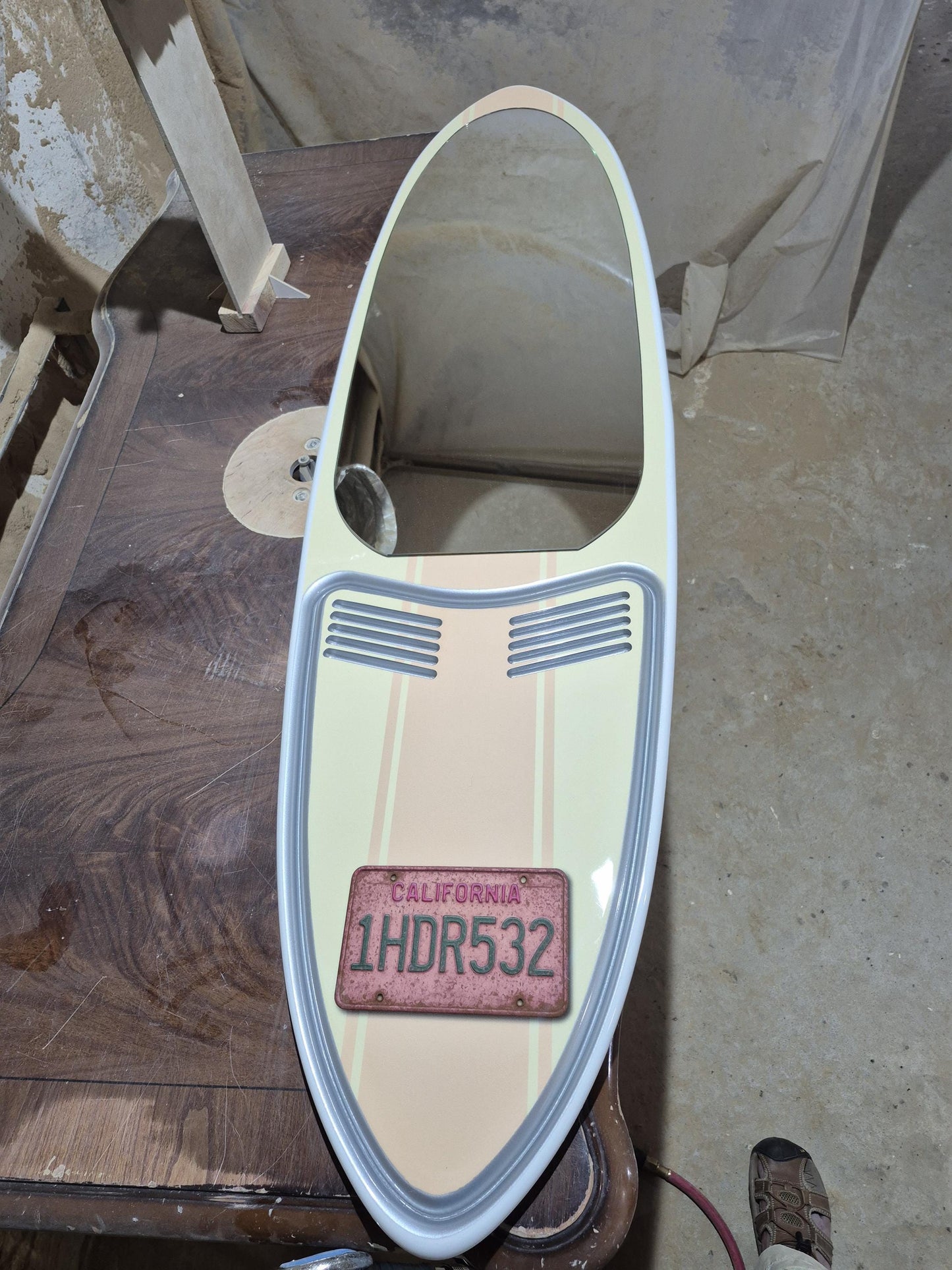 Surfboard Mirror – Vintage Car Trunk Style with Pink California Plate – Retro Surf Wall Decor
