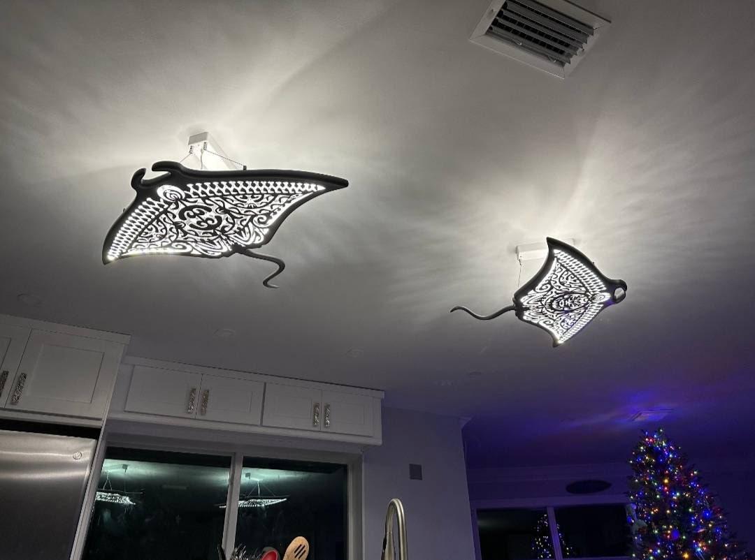 Manta Ray LED Ceiling Chandelier – Sculptural Ocean Statement Ligh