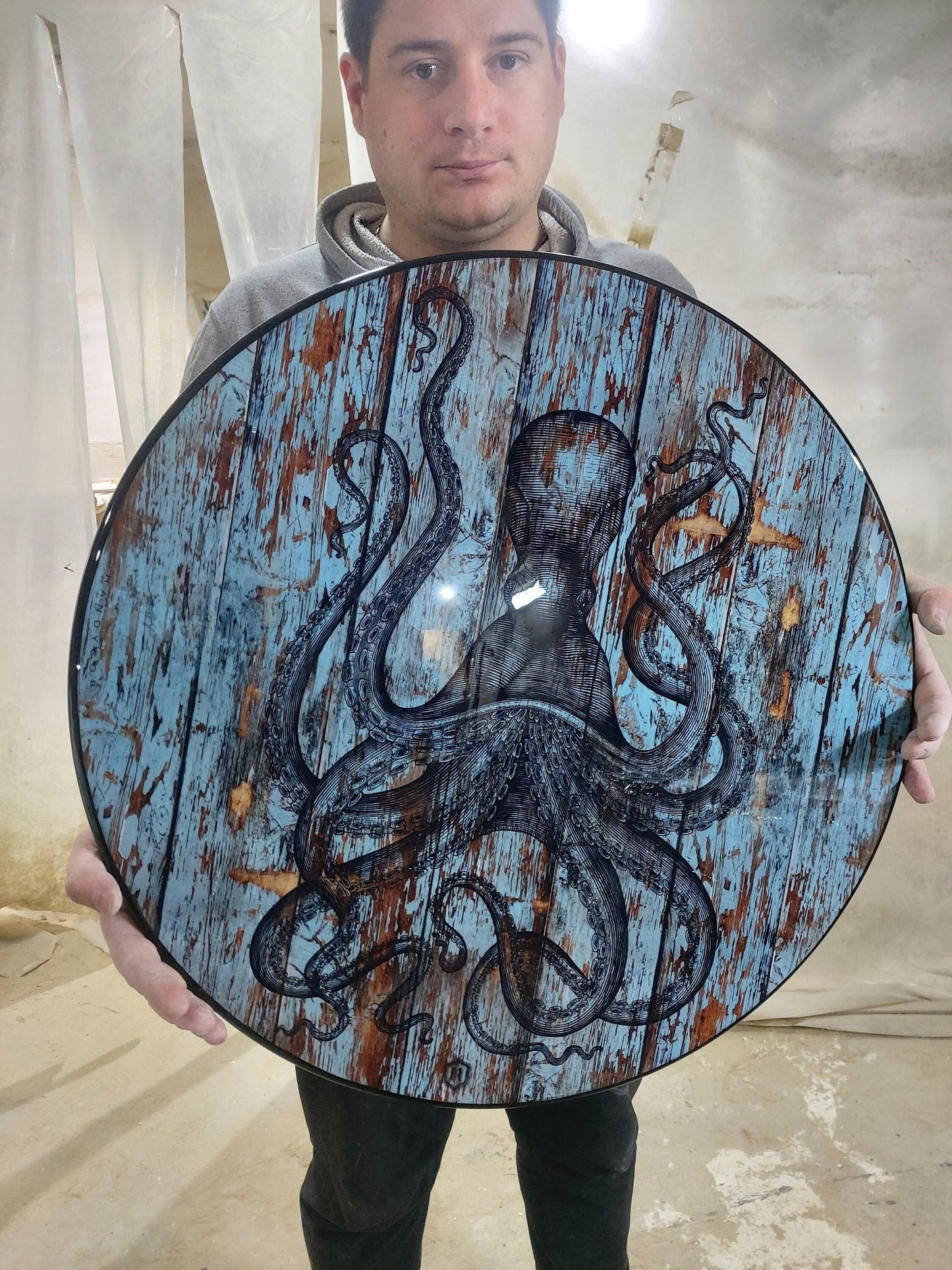 31,5 inches Round vintage tabletop with octopus.