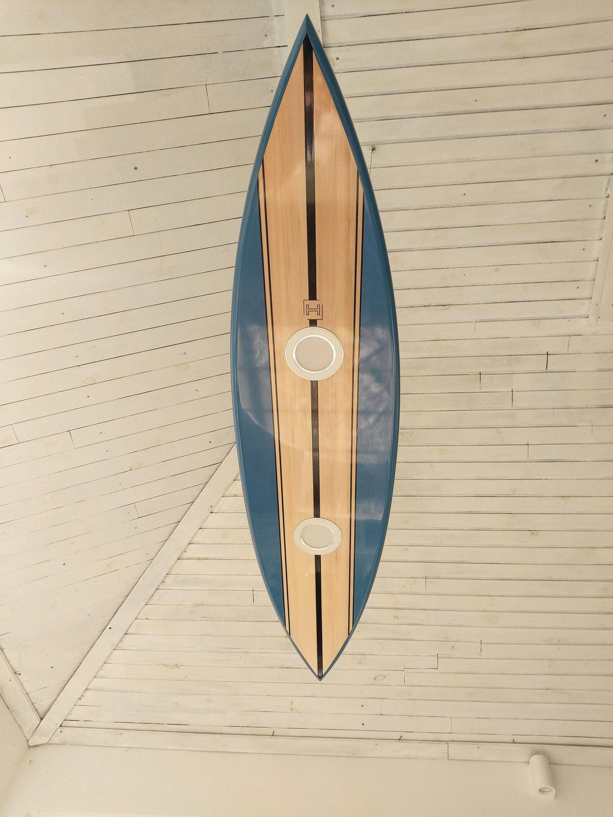 Surfboard Pool Table Light – LED Surfboard Ceiling Chandelier for Game Room & Coastal Decor