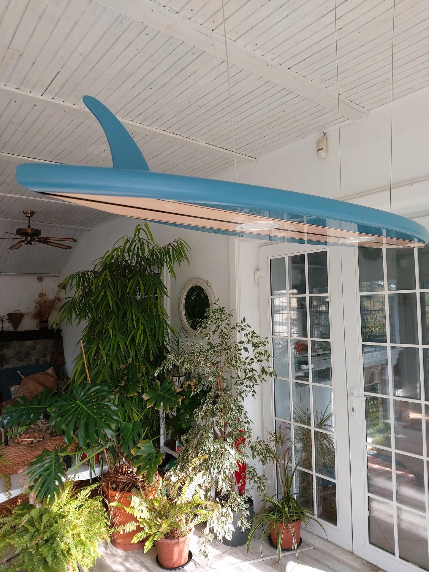 Surfboard Pool Table Light – LED Surfboard Ceiling Chandelier for Game Room & Coastal Decor