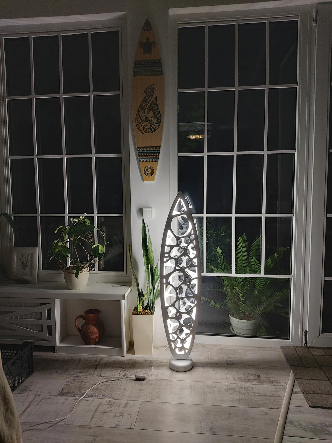 Nautical Decor Lamp: Surfboard Shaped Floor Lamp With Sea Ripples Effect Carving