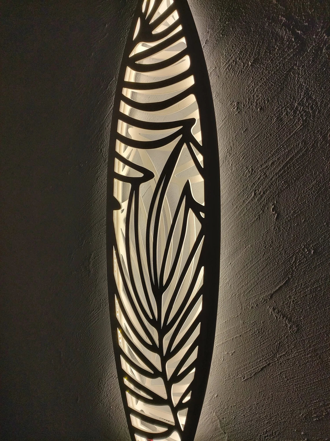 Surfboard LED Lamp with Leaves: Shaped Ceiling Chandelier